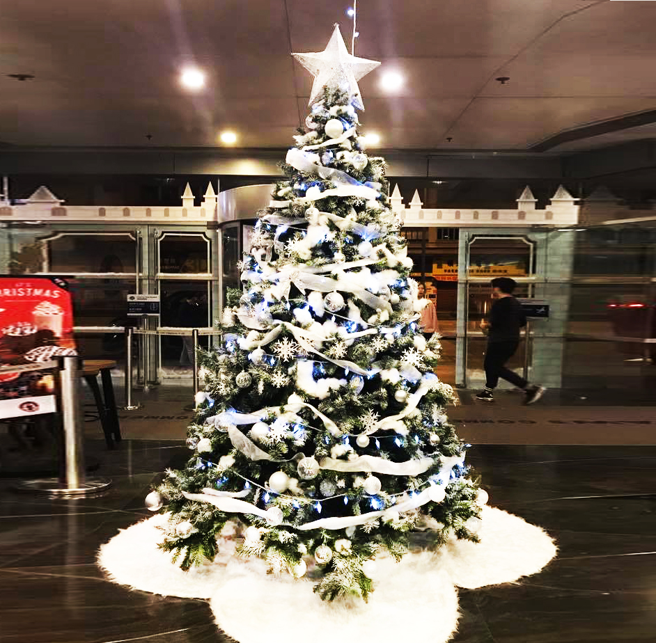 Christmas decorations @LAWSGROUP
